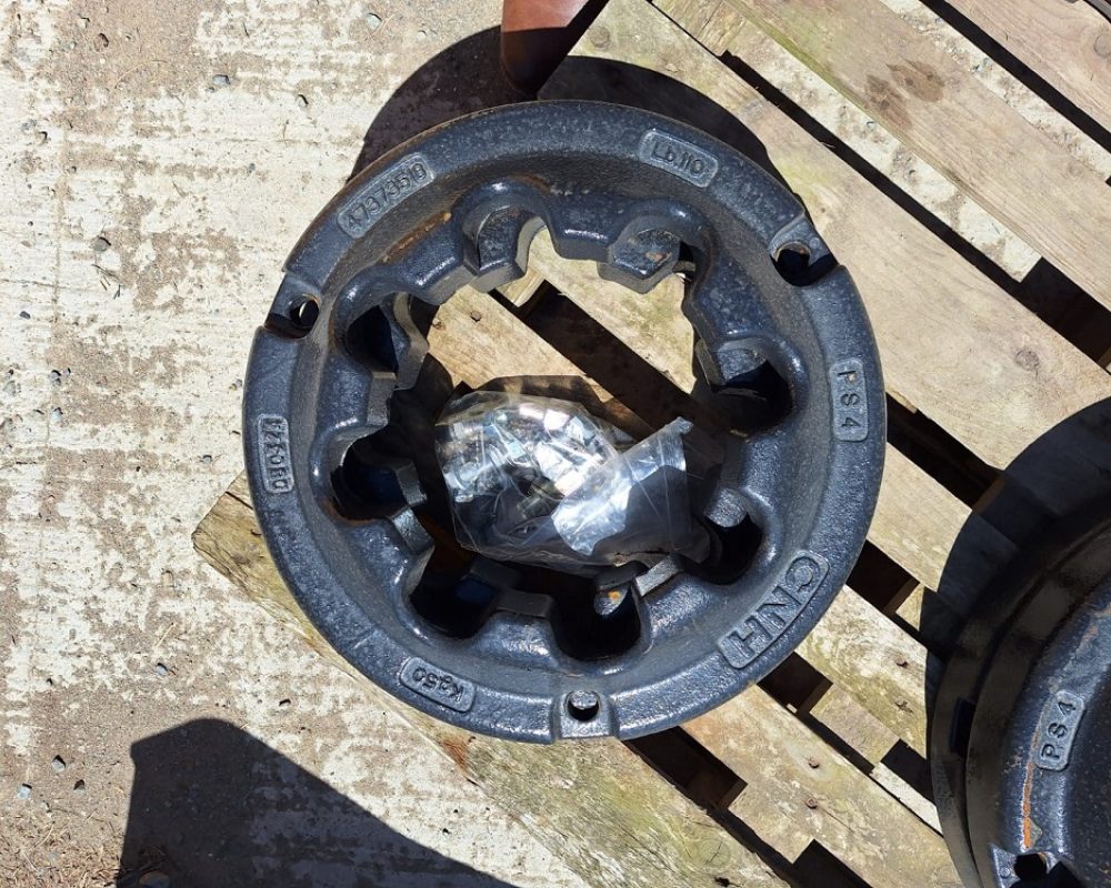 NH TRACTOR 50KG REAR WEIGHTS  (4)