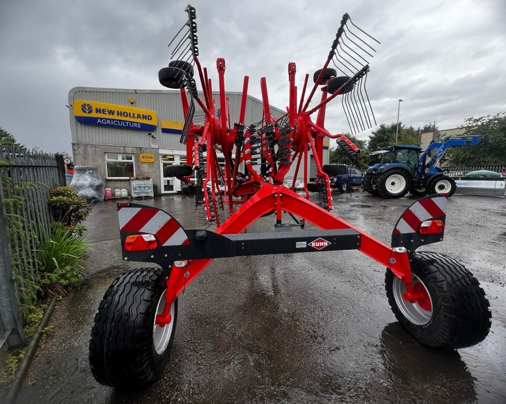 KUHN GA8131 KUHN TWIN ROTOR RAKE