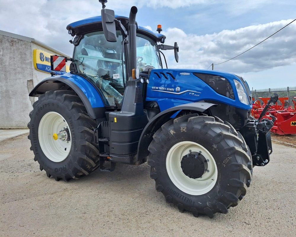 NH TRACTOR T7.245 AC NEW HOLLAND TRACTOR