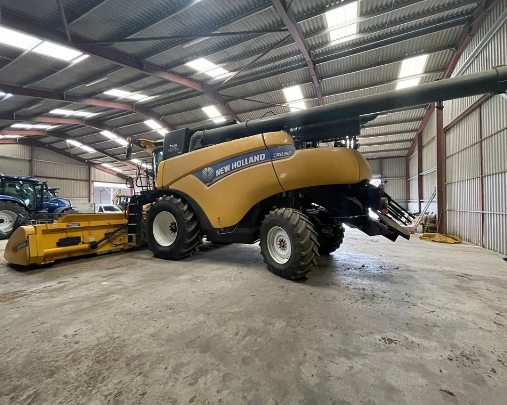 NH HARVESTER CR8.80 NEW HOLLAND COMBINE