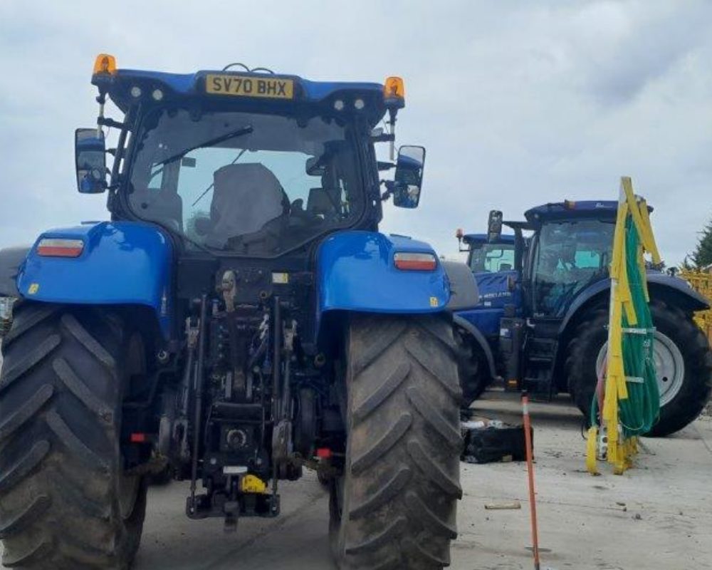 NH TRACTOR T7.210 AC NEW HOLLAND TRACTOR