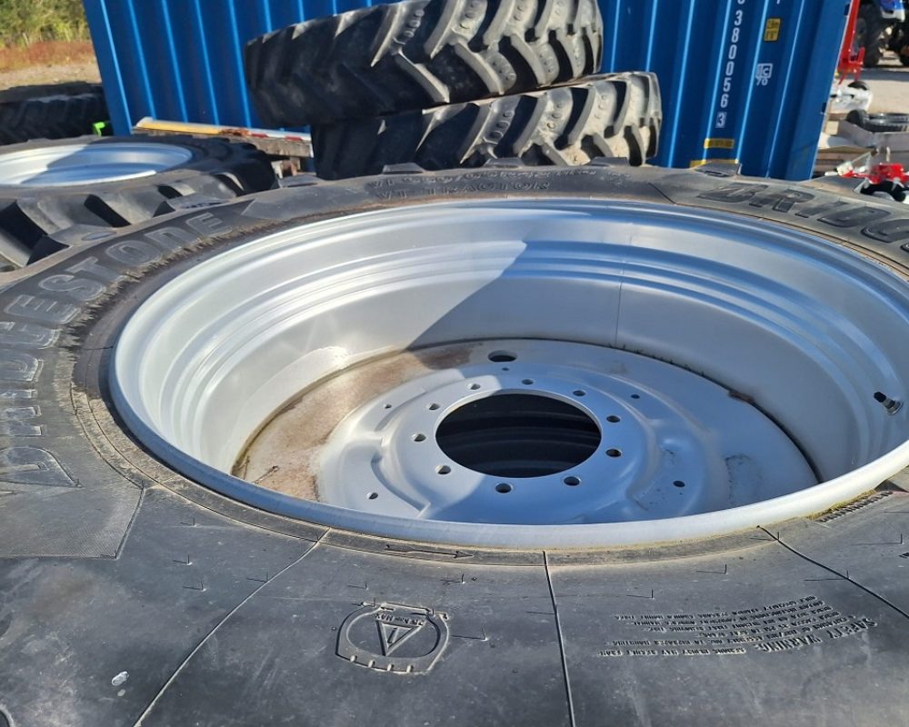 WHEELS 650/65R42 WHEELS & TYRES