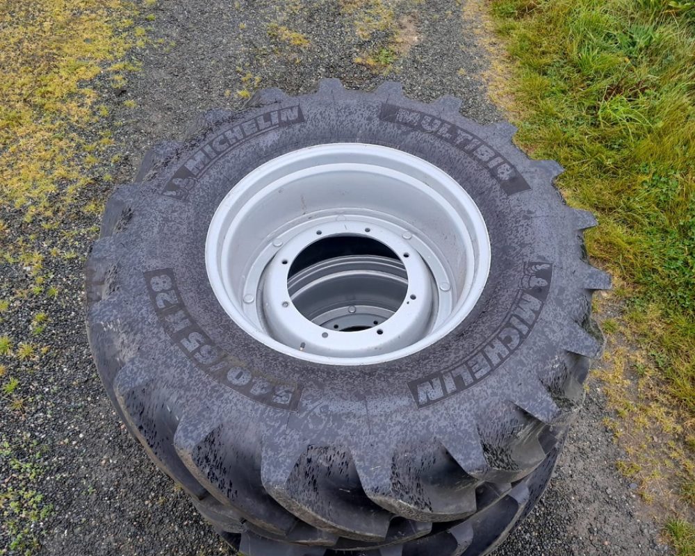 NH TRACTOR MICHELIN NH WHEELS/ TYRES