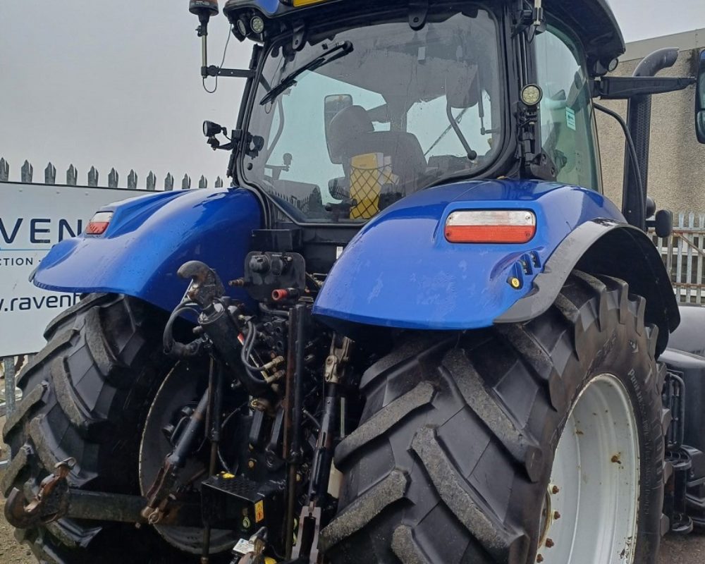 NH TRACTOR T7.225 AC NEW HOLLAND TRACTOR