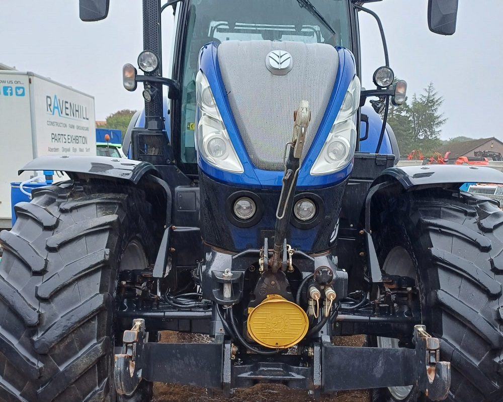 NH TRACTOR T7.225 AC NEW HOLLAND TRACTOR