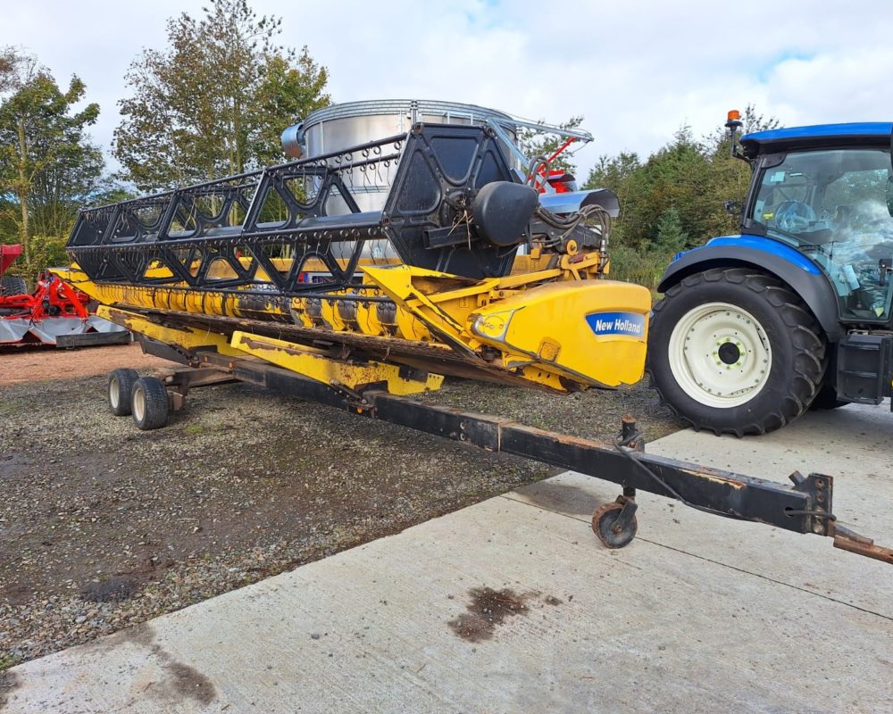 NH HARVESTER CX8070 NEW HOLLAND COMBINE