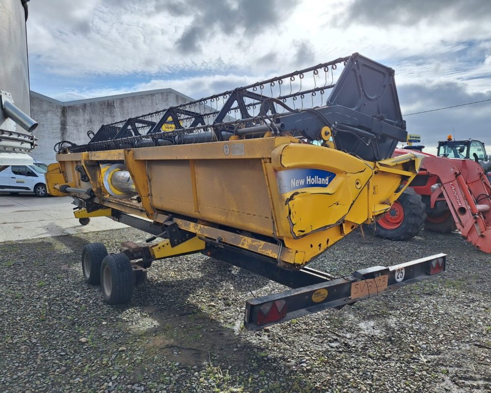 NH HARVESTER CX8070 NEW HOLLAND COMBINE