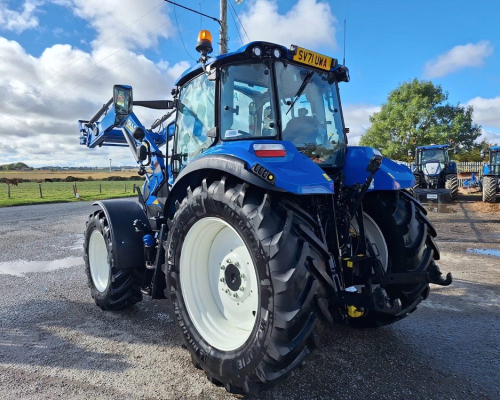 NH TRACTOR T5.120 EC NEW HOLLAND TRACTOR