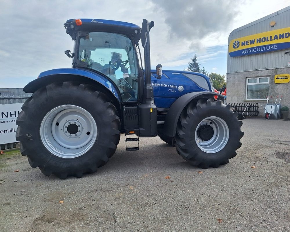 NH TRACTOR T7.225 AC NEW HOLLAND TRACTOR