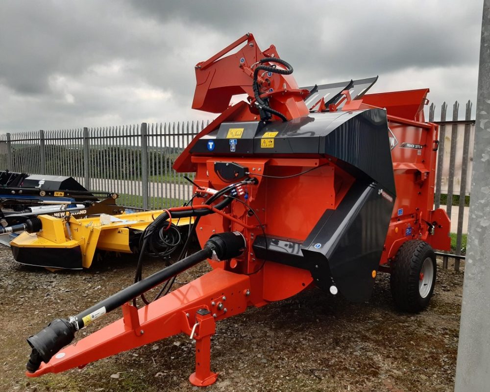 KUHN 3570M PRIMOR KUHN TRAILED BEDDER