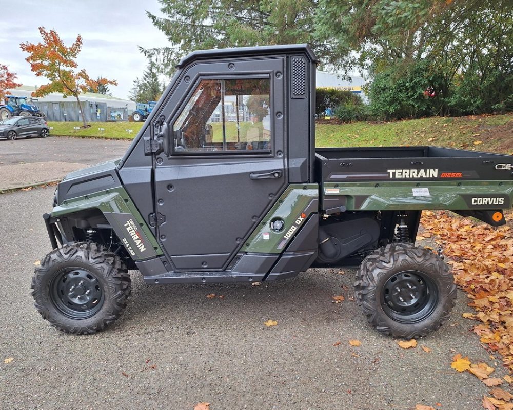 CORVUS UTV DX4 CAB EPS CORVUS UTV