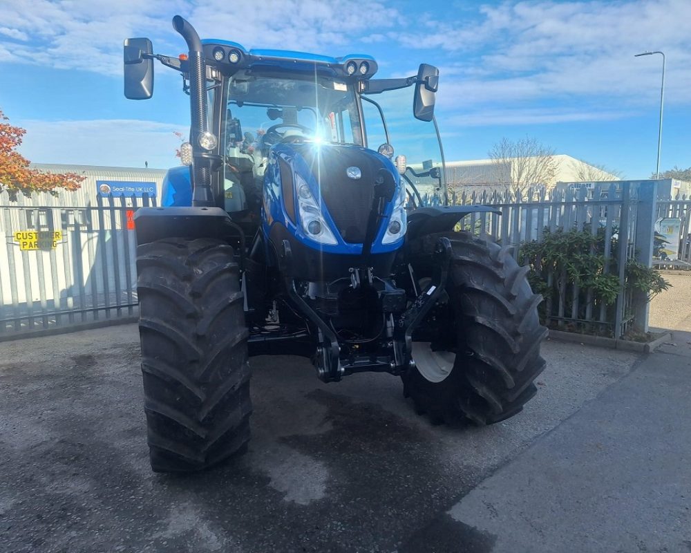 NH TRACTOR T6.180 DC NEW HOLLAND TRACTOR