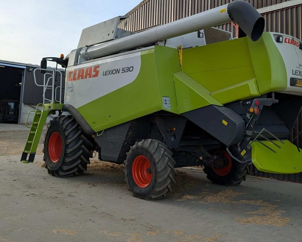 CLAAS LEXION 530 CLAAS COMBINE