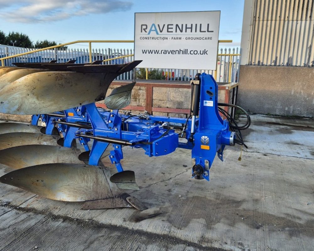 NH TRACTOR PMH4 NEW HOLLAND PLOUGH