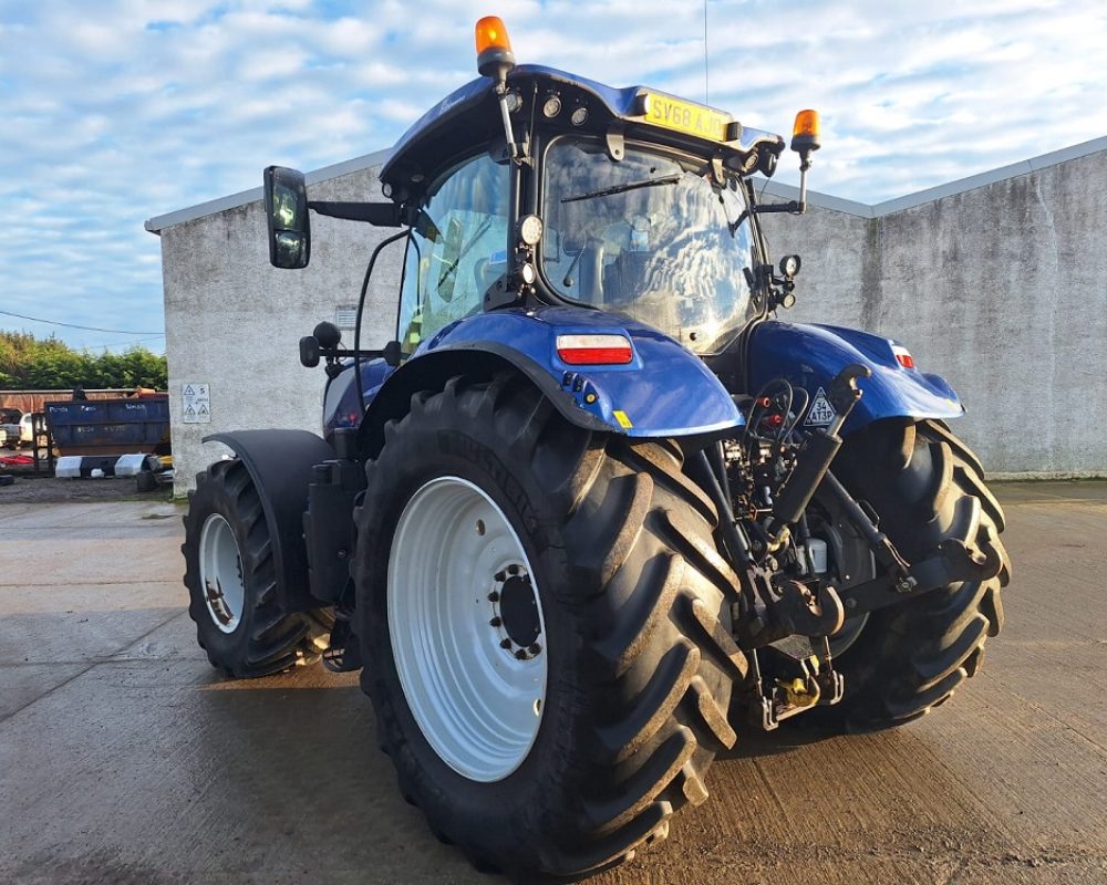 NH TRACTOR T7.270 AC NEW HOLLAND TRACTOR