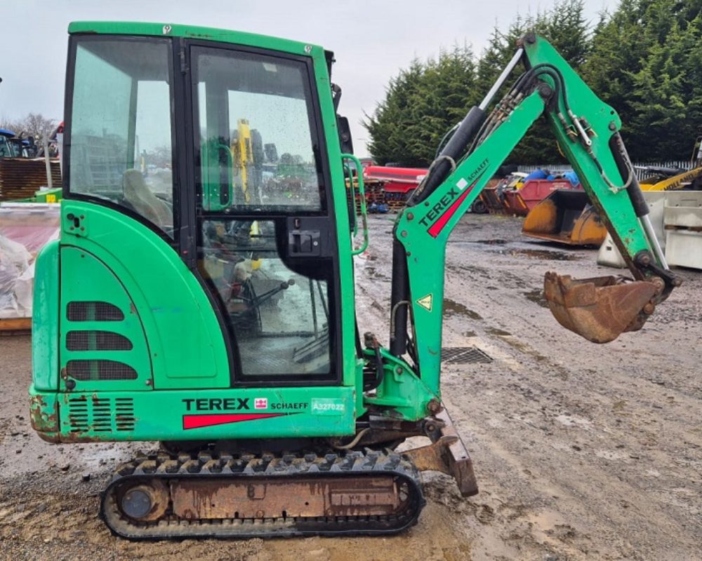 MISCELLANEOUS MINI DIGGER TEREX