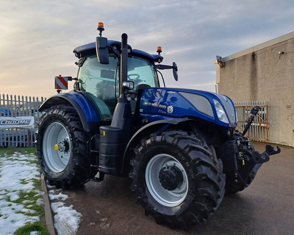 NH TRACTOR T7.270 AC NEW HOLLAND DEMO