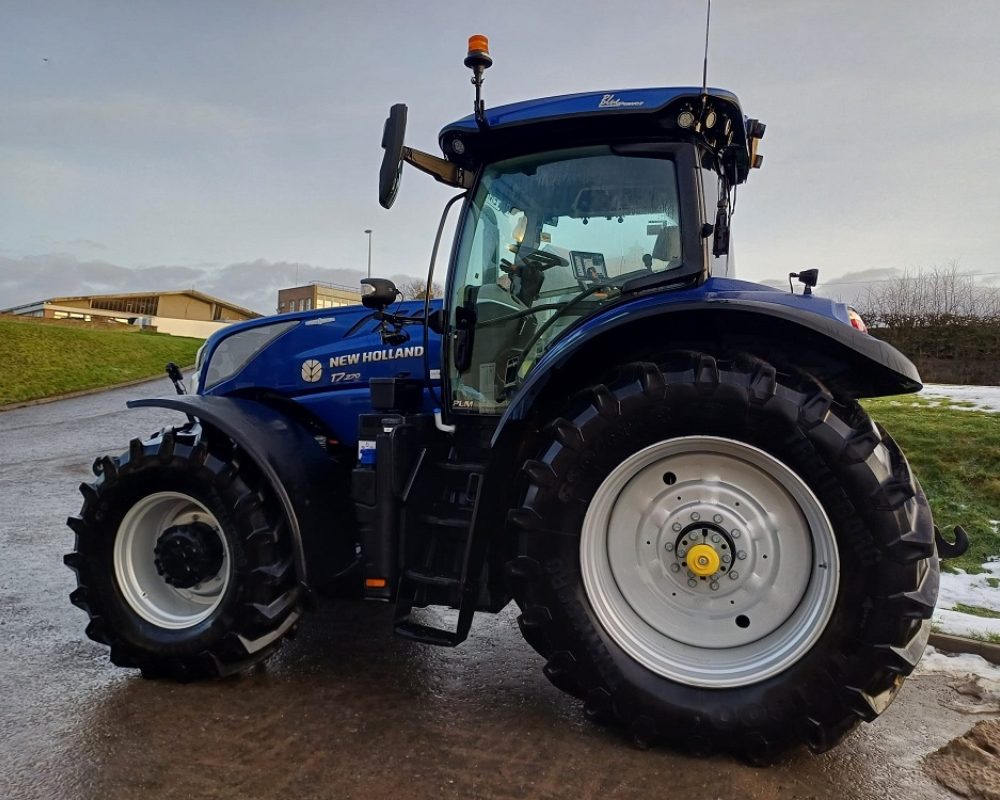 NH TRACTOR T7.270 AC NEW HOLLAND DEMO