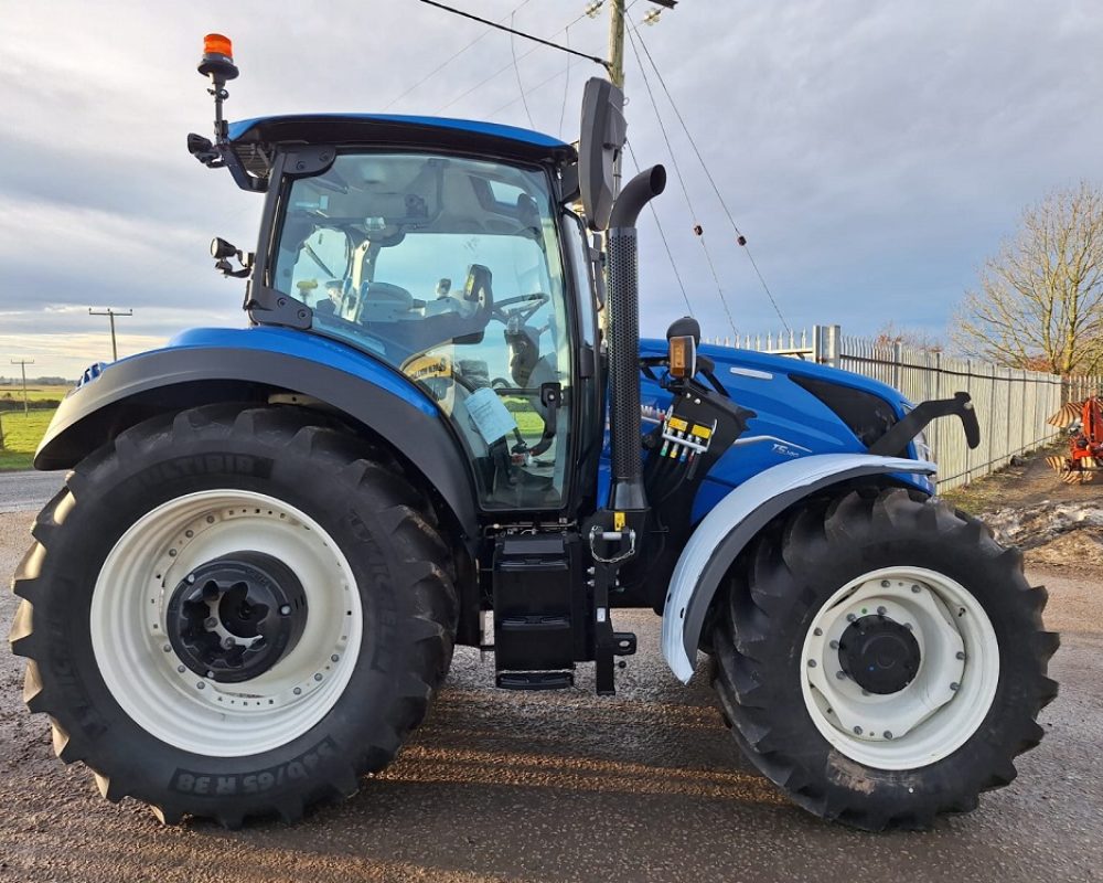 NH TRACTOR T5.140 DC NEW HOLLAND TRACTOR