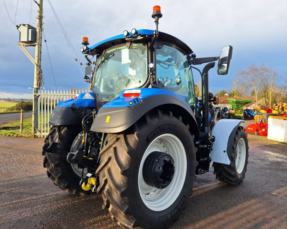 NH TRACTOR T5.140 DC NEW HOLLAND TRACTOR