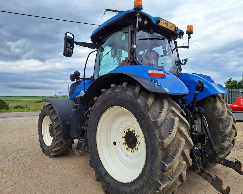 NH TRACTOR T7.245 AC NEW HOLLAND TRACTOR