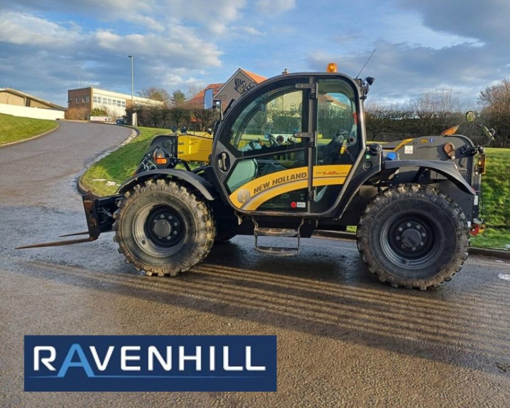 NH TRACTOR TH7.42 NEW HOLLAND DEMO