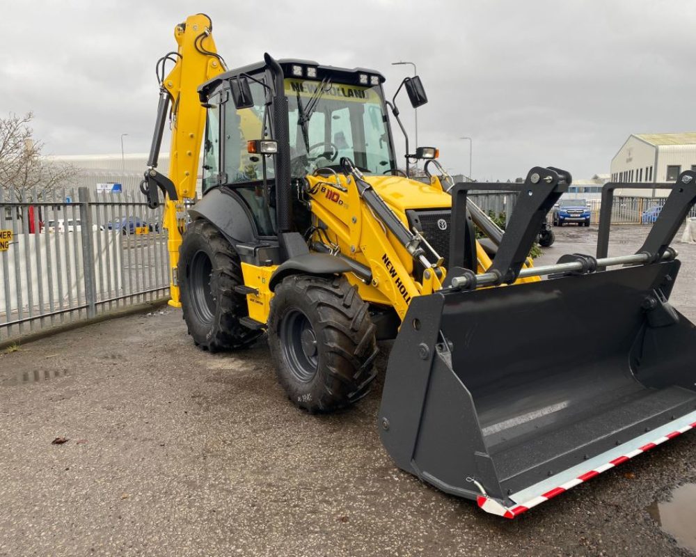 NH CONSTRUCTION B110D TC NEW HOLLAND DIGGER