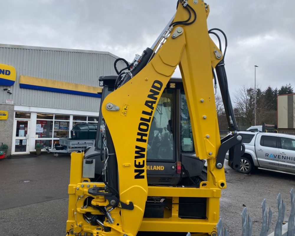 NH CONSTRUCTION B110D TC NEW HOLLAND DIGGER