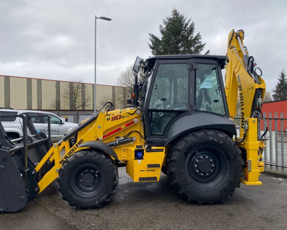 NH CONSTRUCTION B110D TC NEW HOLLAND DIGGER