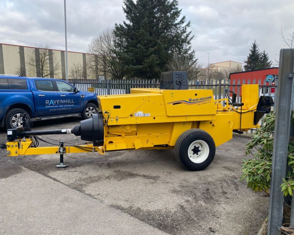 NH HARVESTER 275TW NEW HOLLAND BALER