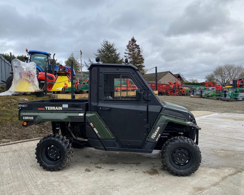 CORVUS UTV DX4 CAB EPS CORVUS UTV DEMO