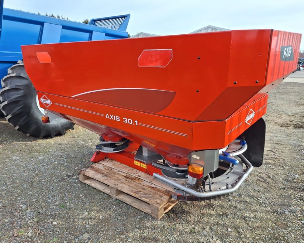 KUHN 30.1 D AXIS KUHN FERT SPREADER