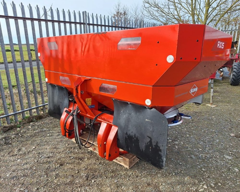 KUHN 30.1 D AXIS KUHN FERT SPREADER