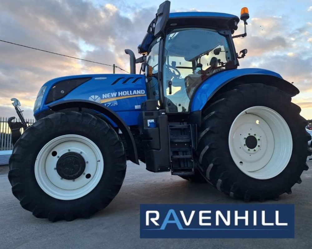 NH TRACTOR T7.225 AC NEW HOLLAND TRACTOR